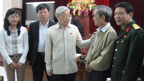 Tổng Bí thư Nguyễn Phú Trọng tiếp xúc cử tri Hà Nội